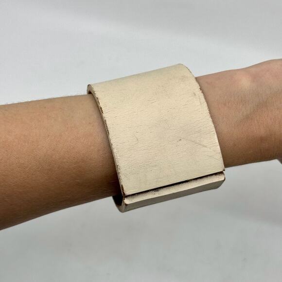 Vintage Ivory Leather Cuff Bracelet - Picture 1 of 9